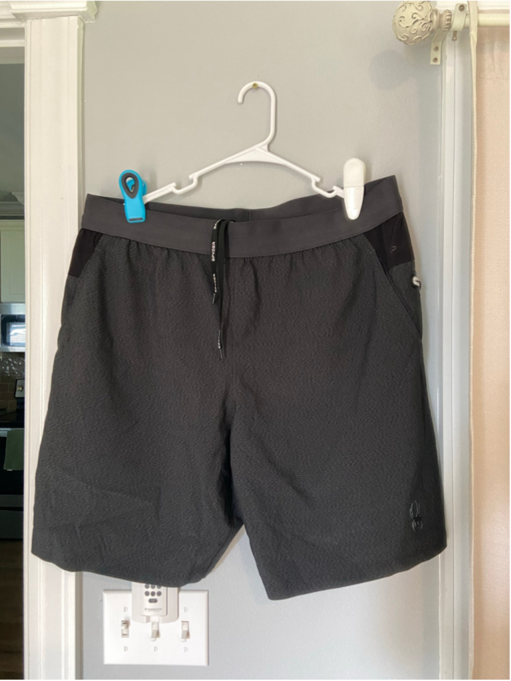 Spyder dri-fit mens shorts,size XL